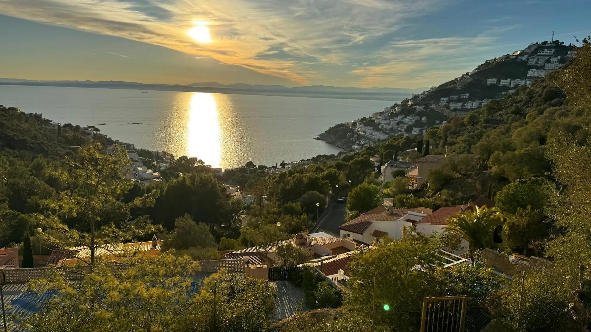 Villa Familiale Piscine Privee Et Magnifique Vue Mer ロザス